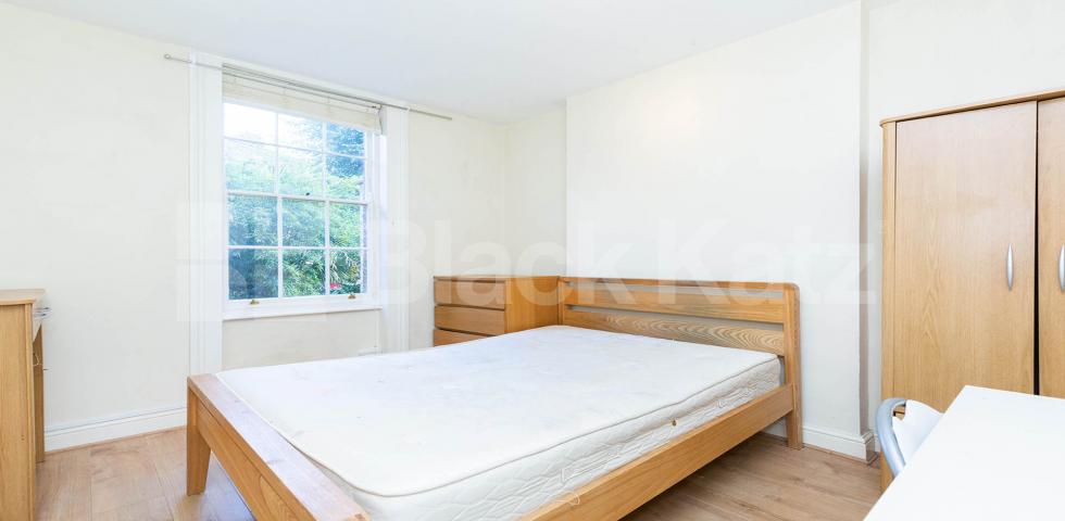 			2 Bedroom, 1 bath, 1 reception Flat			 Camden Street, Camden